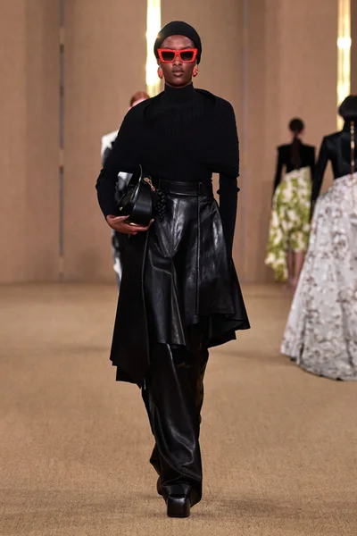 Look 39